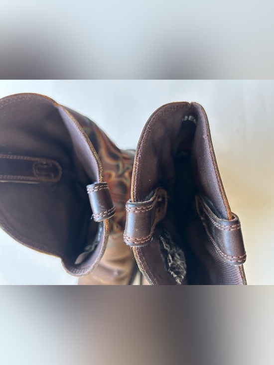 Ariat Brown Leather Western Boots with Dark Fabric Lining size 9.5